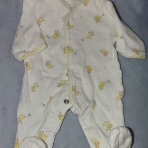 Infant pajamas with ducks
